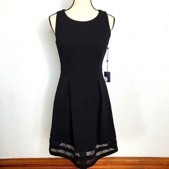 Gorgeous Sleeveless Tommy Hilfiger Dress - Picture 1 of 10